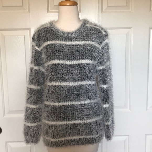 Black & White Lady Finger Fuzzy Sweater - Picture 2 of 5